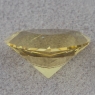 Золотистый берилл гелиодор точной огранки формы триллион, вес 3 кт, размер 11х10.9х6 мм (beryl0369)
