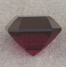 Гранат пироп-альмандин точной огранки формы октагон, вес 4.71 кт, размер 8.7х8.78x6.55 мм (garnet0110)