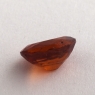 Коричневато-оранжевый гранат гессонит формы овал, вес 2.39 карат, размер 8.9х7.2мм (hess0061)