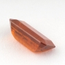 Оранжевый кианит формы октагон, вес 2.39 карат, размер 10.5х5.8мм (kyanite0058)