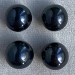 Чёрный пресноводный жемчуг круглый, диаметр 12.2-12.3 мм (pearl0077)