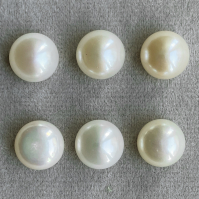 Белый пресноводный жемчуг уплощённый (пуговица), диаметр 9-9.1 мм (pearl0087)