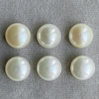 Белый пресноводный жемчуг уплощённый (пуговица), диаметр 10.2-10.5 мм (pearl0090)