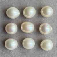 Белый пресноводный жемчуг формы груша-овал, размер 11х10 мм (pearl0101)