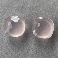 Пара розовых кварцев точной огранки, общий вес 19.45 кт, размер 12.2х12.2x8.8 мм (pom0002)