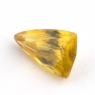 Золотистый сфен триллион вес 0.99 карат, размер 8.3х5.1мм (sphene0030)