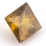 Золотистый сфен квадрат вес 1.06 карат, размер 5.5х5.5мм (sphene0045)
