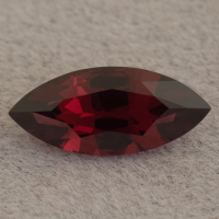 Пурпурно-красная шпинель точной огранки формы маркиз, вес 1.14 кт, размер 10.7х4.7x3.3 мм (spinel0529)