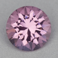 Пурпурно-розовая шпинель точной огранки формы круг, вес 1.5 кт, размер 7.1х7.1x4.8 мм (spinel0614)