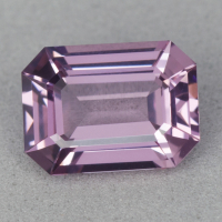 Сиренево-розовая шпинель точной огранки формы октагон, вес 0.9 кт, размер 7.7х4.9x3.1 мм (spinel0615)